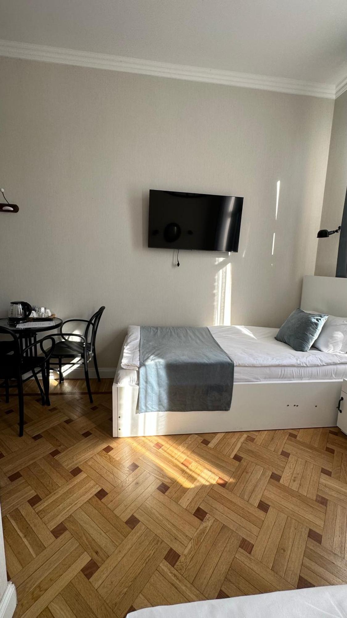 Hotel Ticiani 13 Kutaisi Luaran gambar